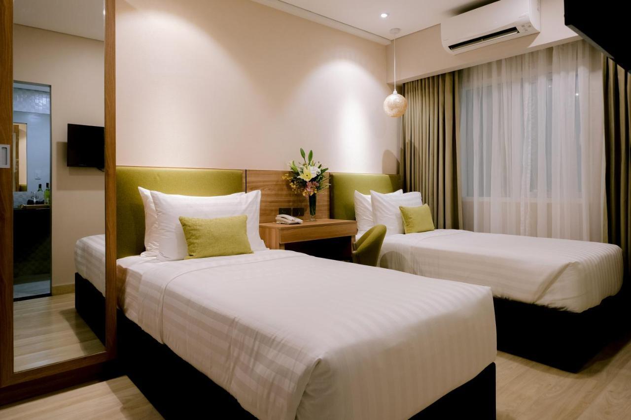 Goldberry Suites And Hotel Cebu Bagian luar foto