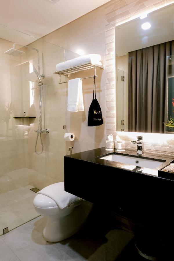 Goldberry Suites And Hotel Cebu Bagian luar foto