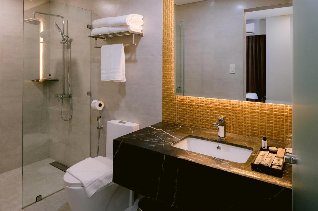 Goldberry Suites And Hotel Cebu Bagian luar foto