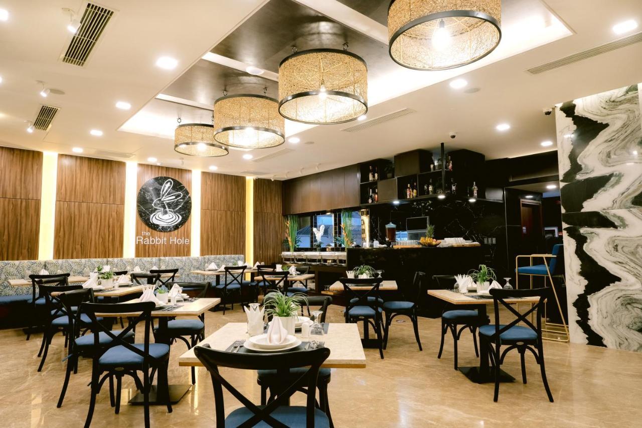 Goldberry Suites And Hotel Cebu Bagian luar foto