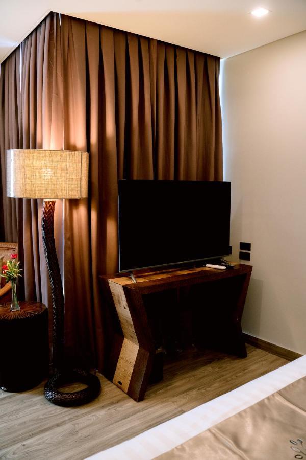 Goldberry Suites And Hotel Cebu Bagian luar foto